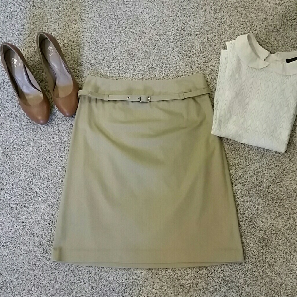 Vintage LOFT high-waisted midi skirt